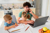 7 Onmisbare Thuiswerktips die Ouders met Kinderen Gebruiken om zonder Stress en productief thuis te werken.