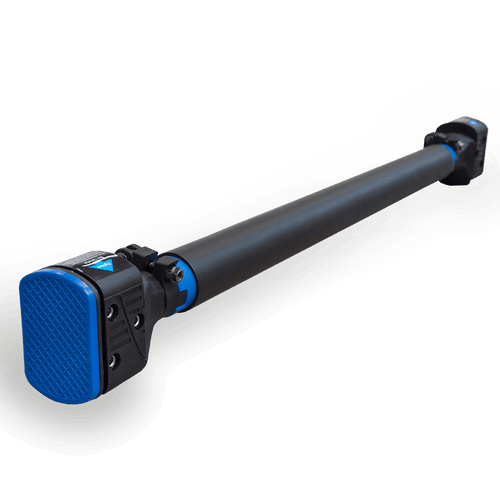 Blue Lion pull-up bar geklemd in een deurpost