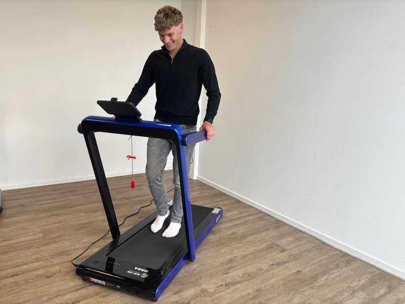 Job van Blue Lion Lifestyle op de loopband SIMBA