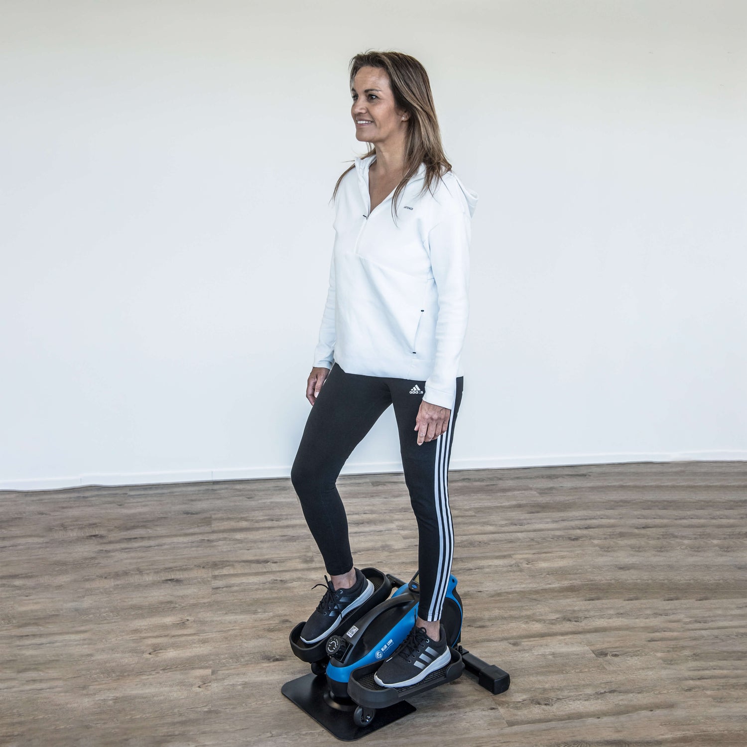 Blue-Lion-Mini-Hometrainer-staand